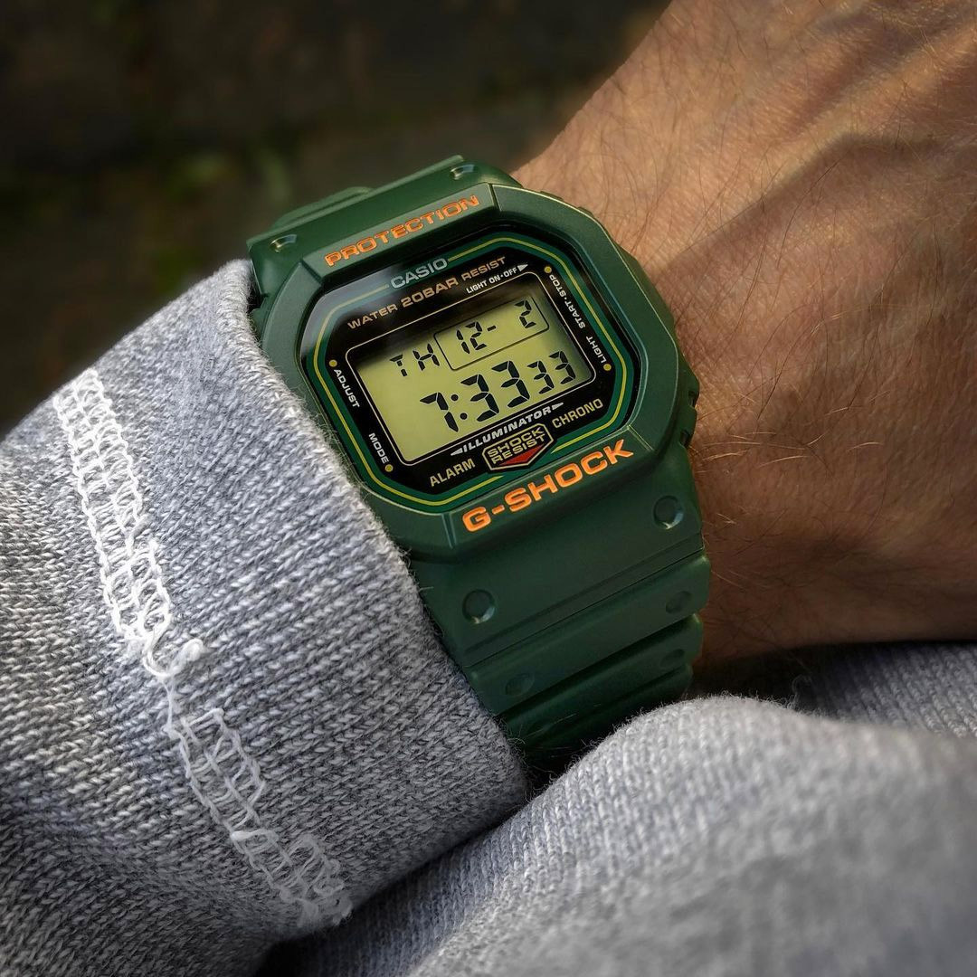 Casio DW-5600RB-3E