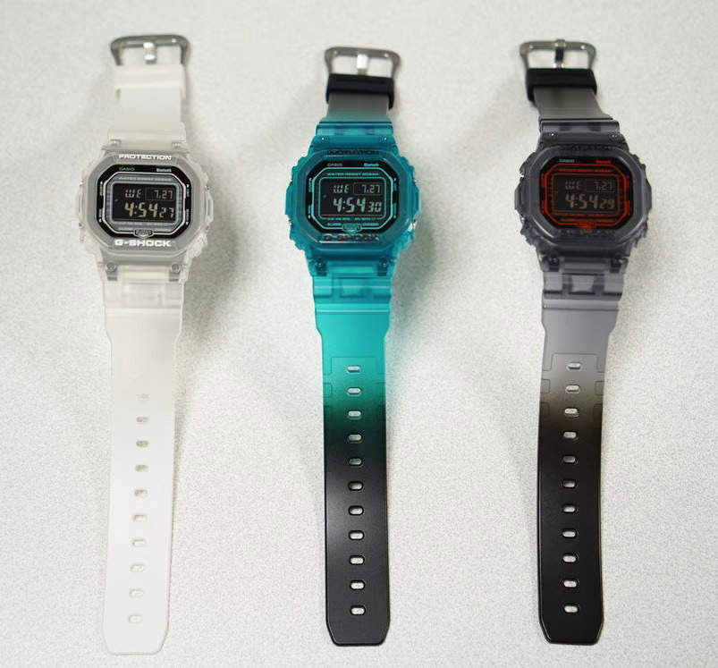 Casio DW-B5600G-1E