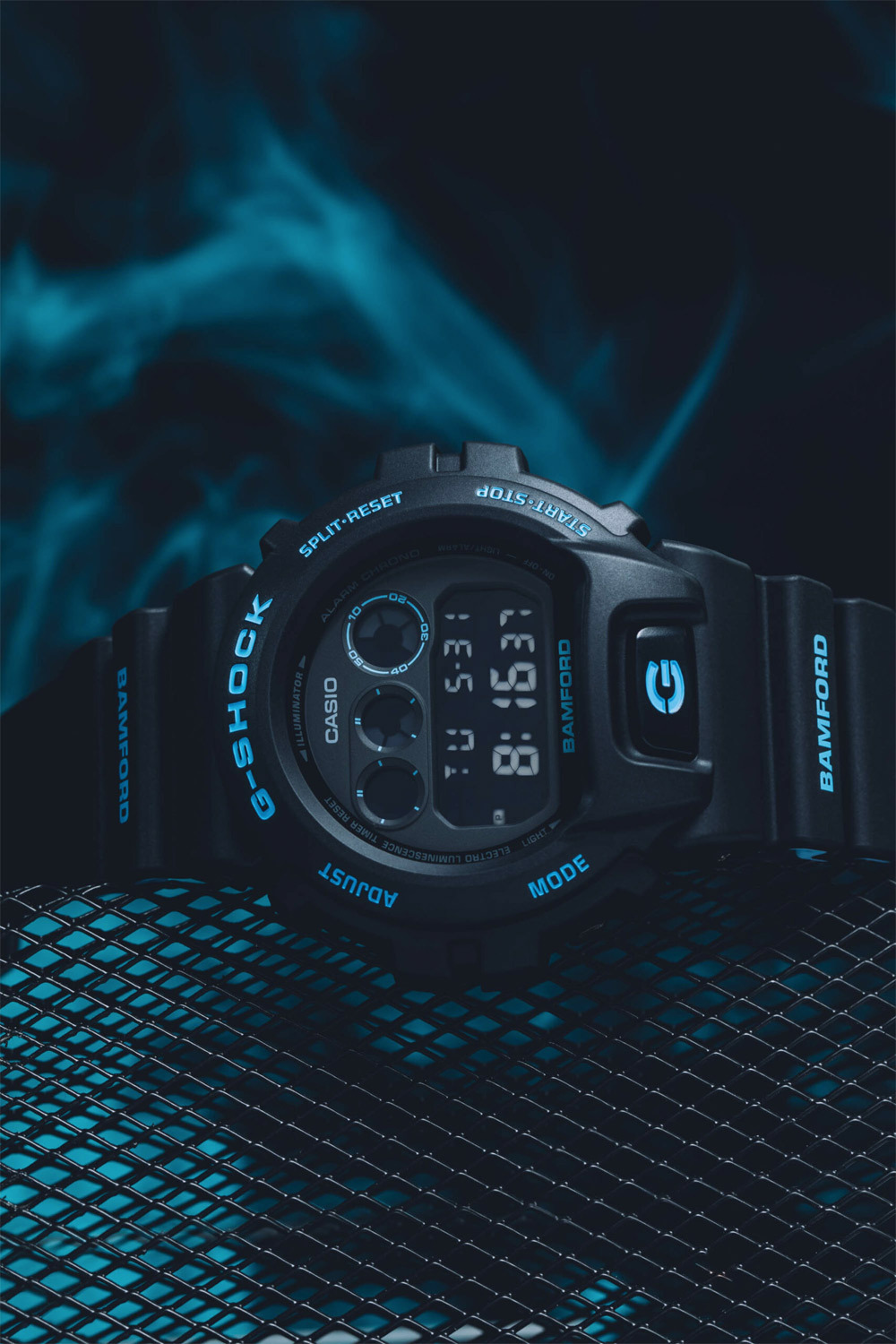 Casio DW-6900BWD-1E
