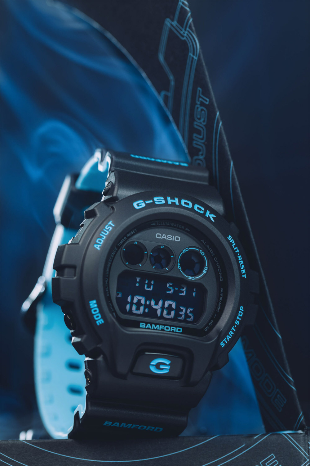 Casio DW-6900BWD-1E