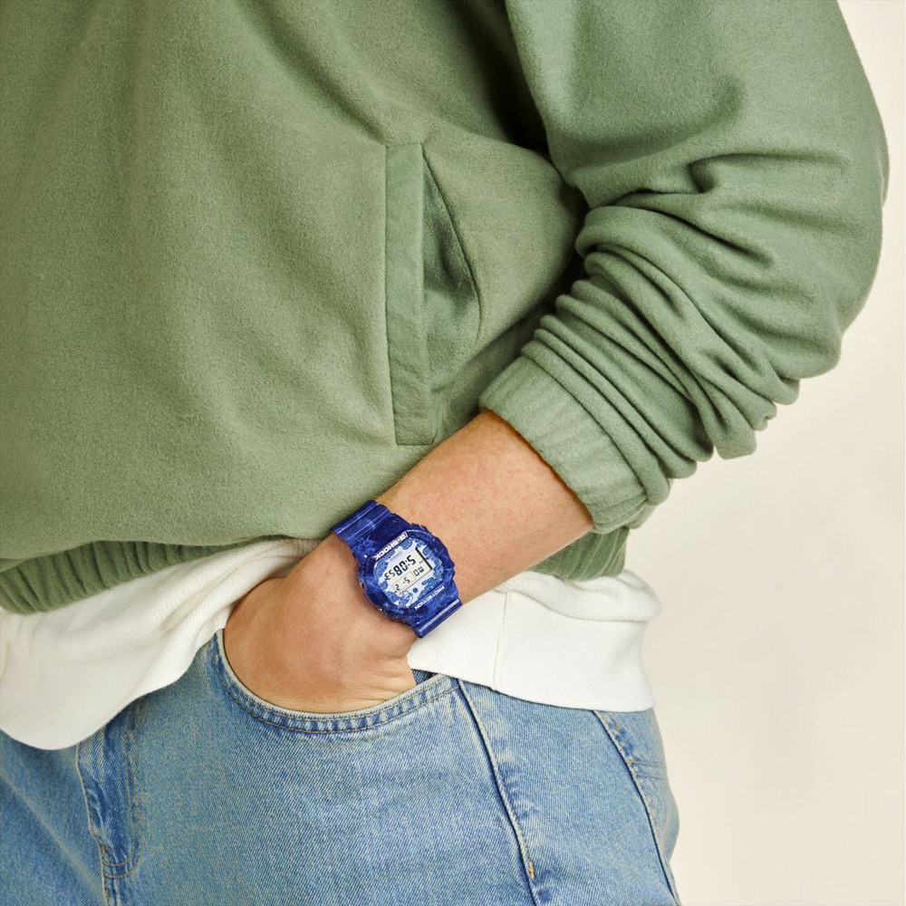 Casio DW-5600BWP-2E