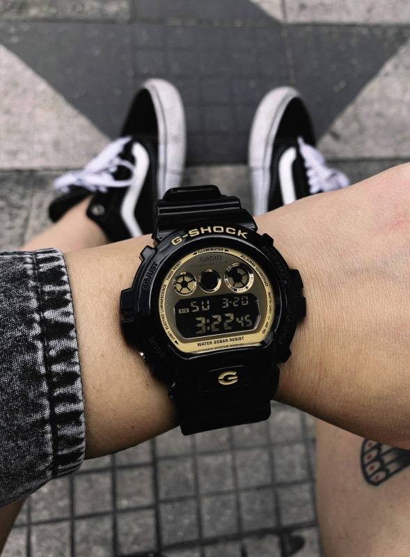 Casio DW-6900CB-1E