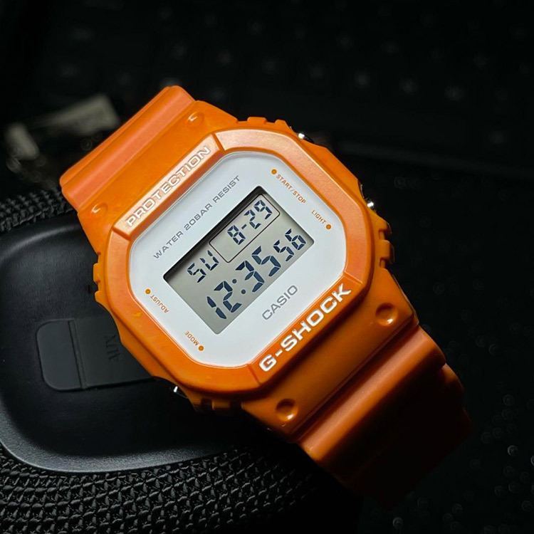 Casio DW-5600WS-4E