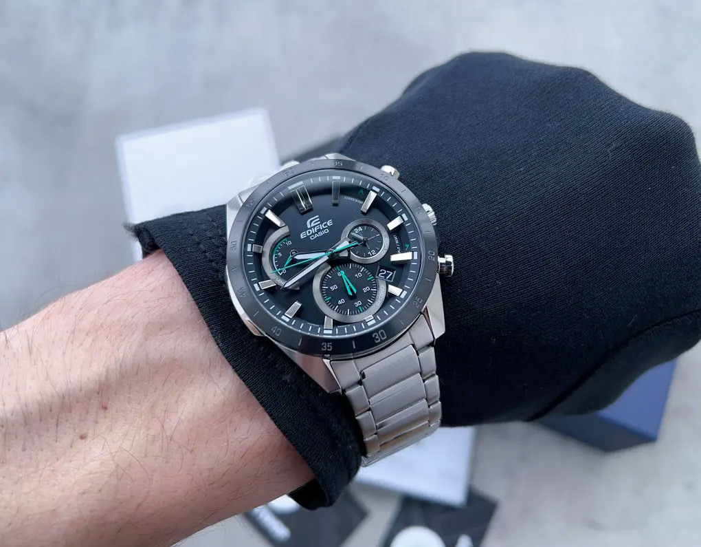 Casio EFR-573DB-1AVUEF