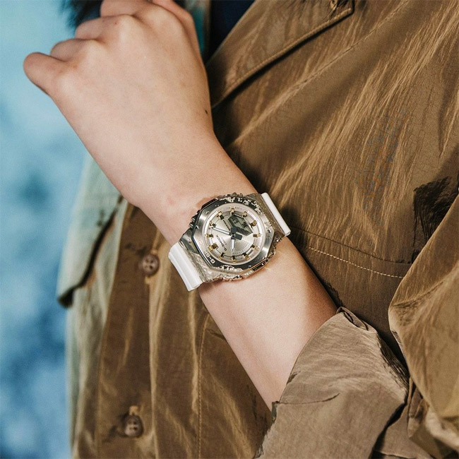 Casio GM-S2140GEM-9A