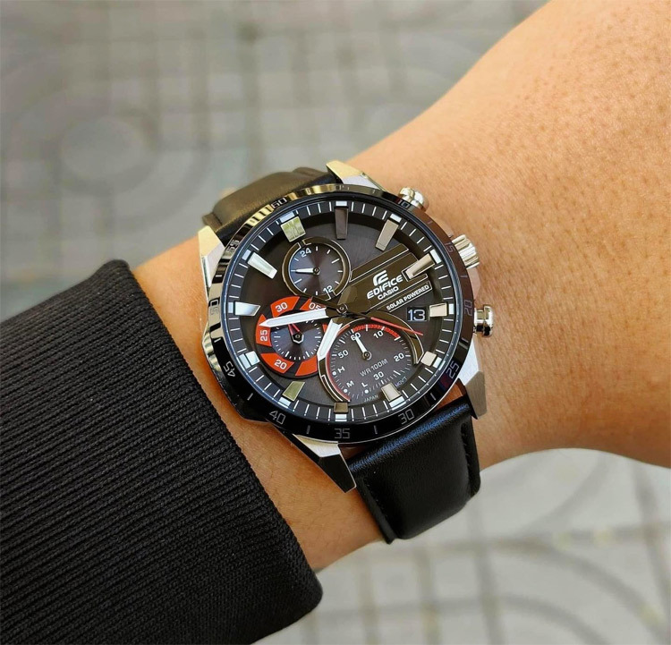 Casio EQS-940BL-1A