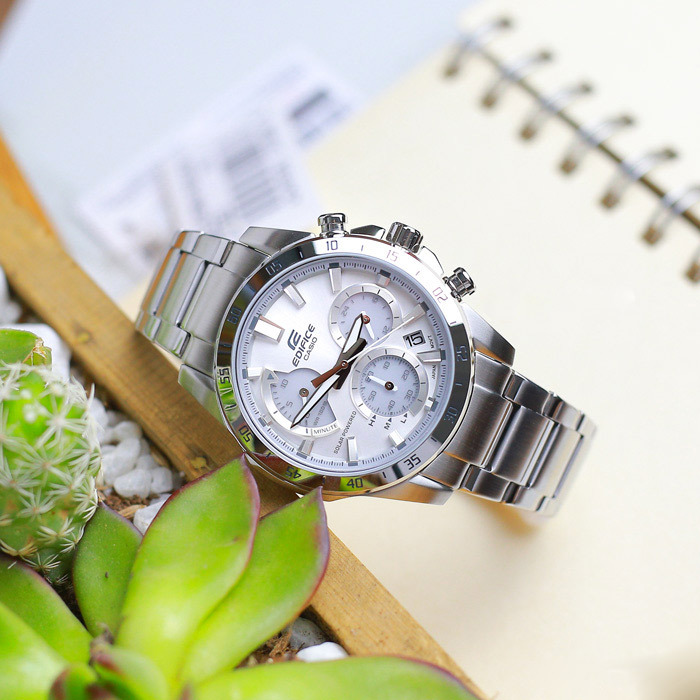 Casio EQS-930MD-8A