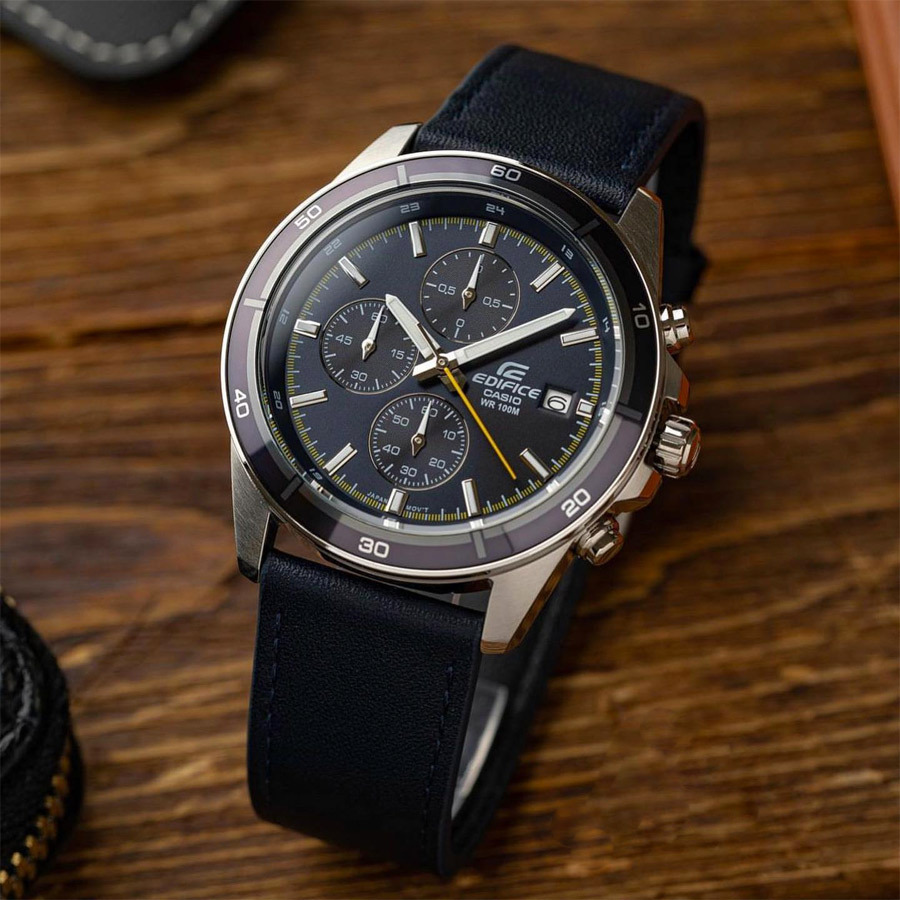 Casio EFR-526L-2C
