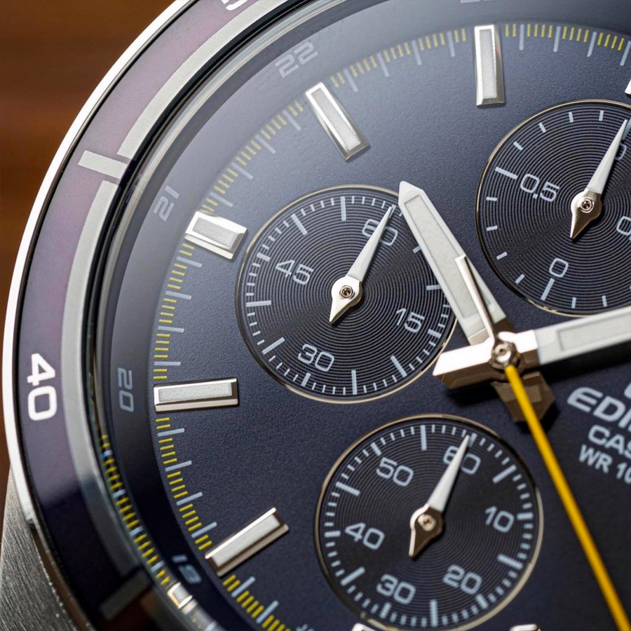 Casio EFR-526L-2C