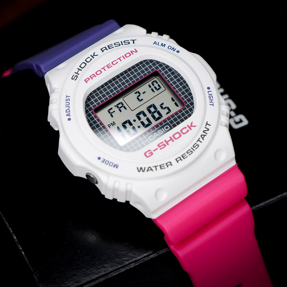 Casio DW-5700THB-7E