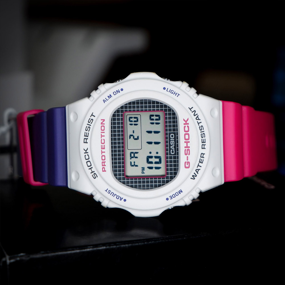Casio DW-5700THB-7E