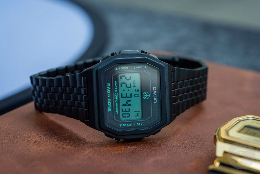 Casio A1000RCB-1E