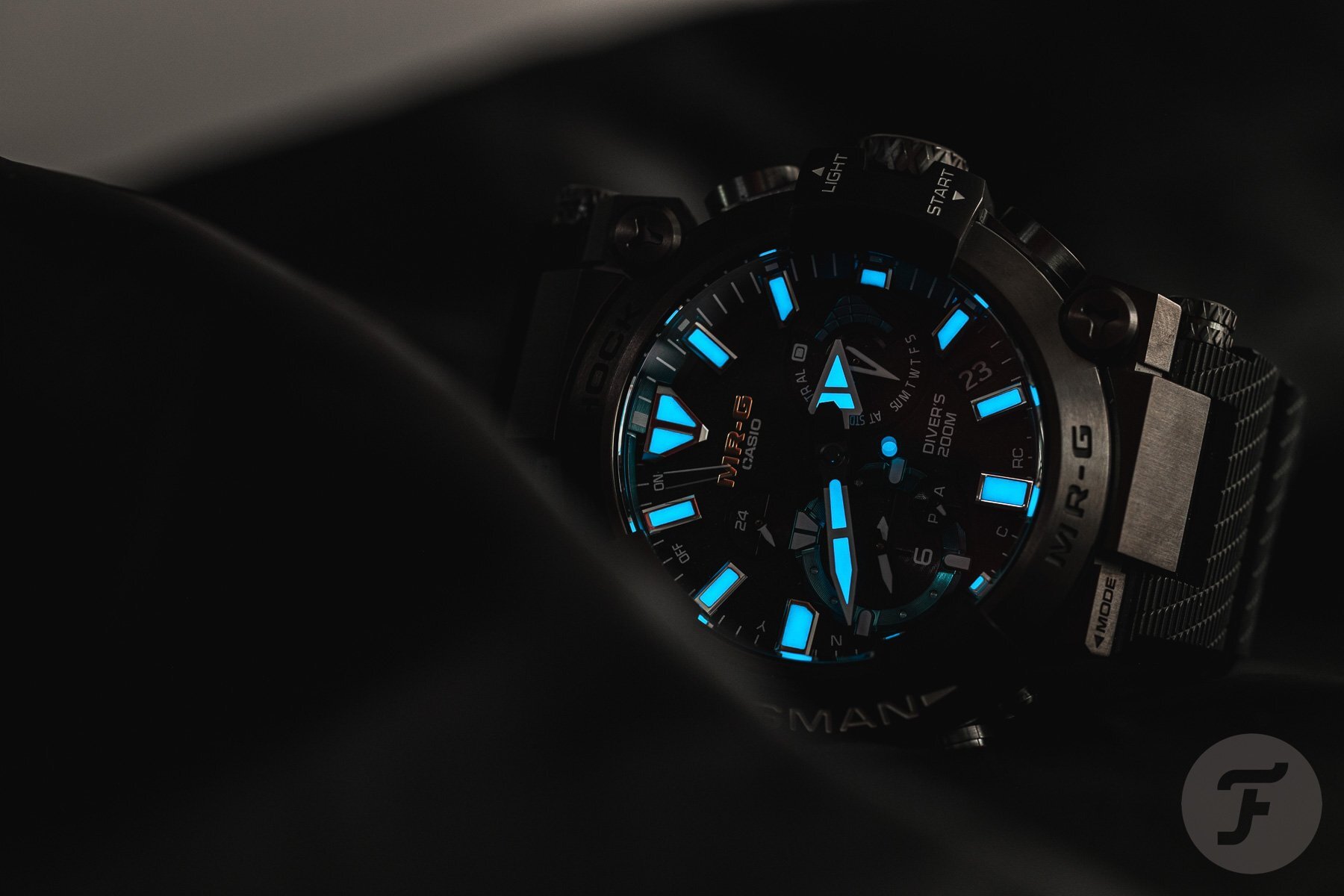 Casio MRG-BF1000R -1A