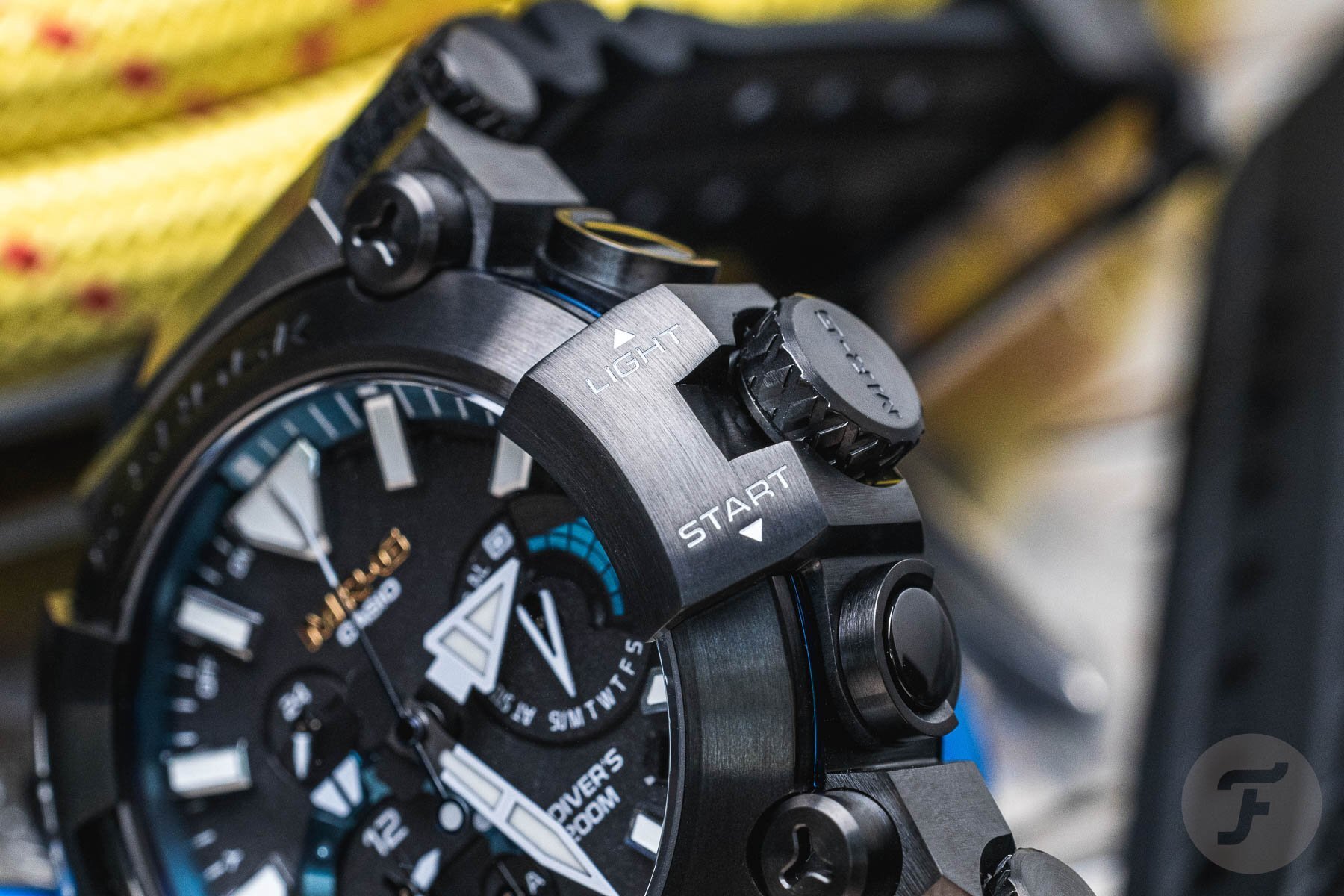 Casio MRG-BF1000R -1A