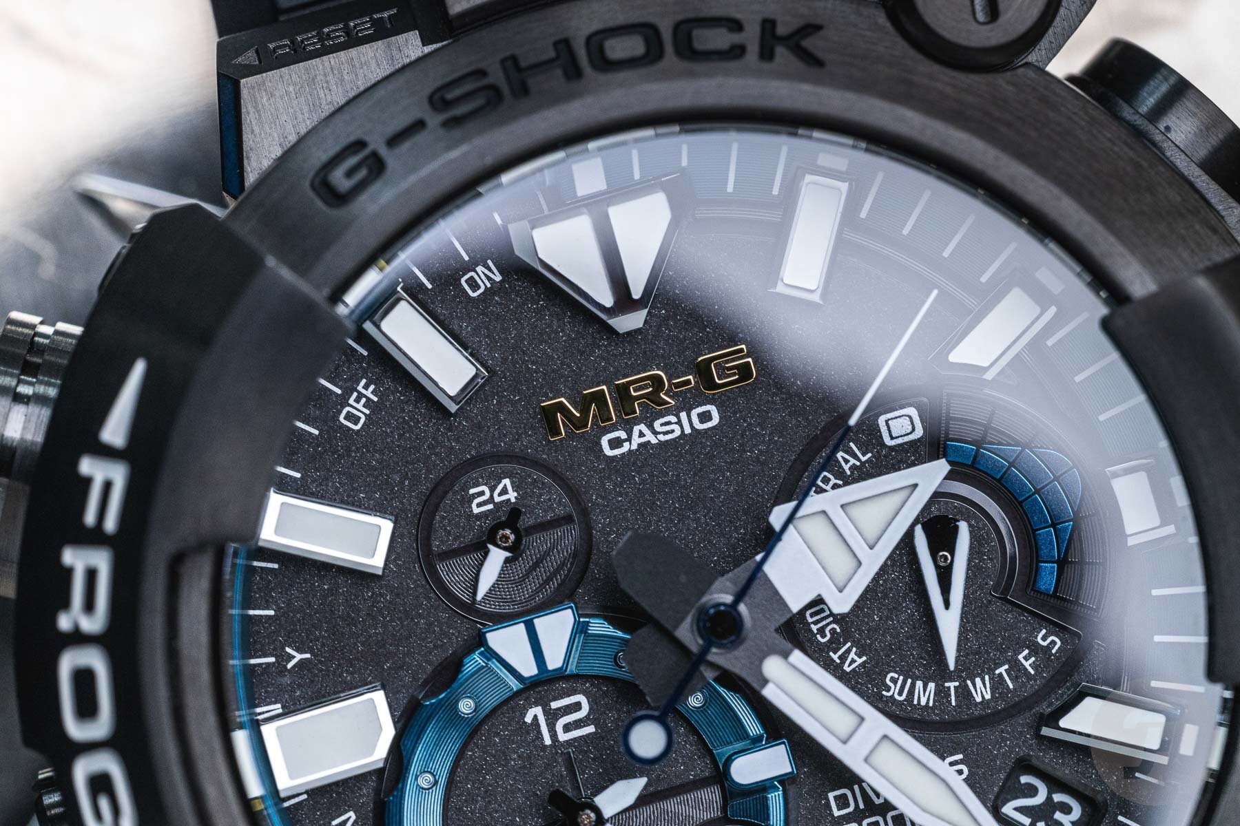 Casio MRG-BF1000R -1A