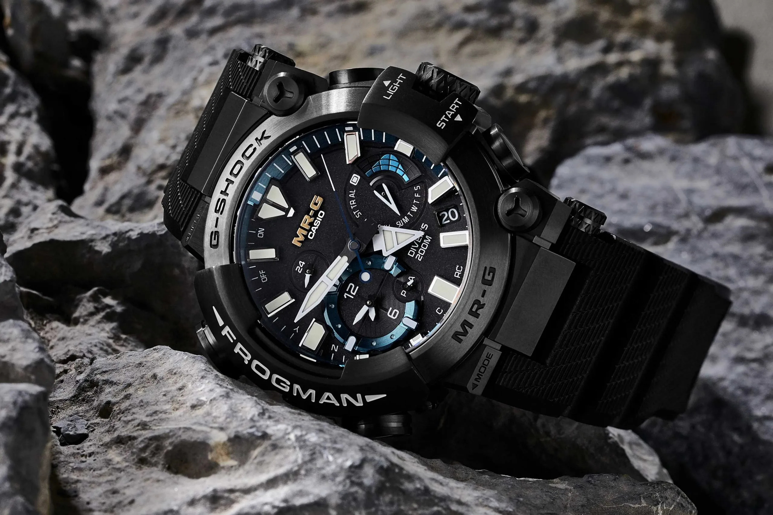 Casio MRG-BF1000R -1A