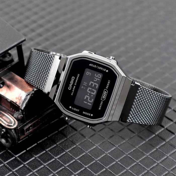 Часы Casio A168WEMB-1B