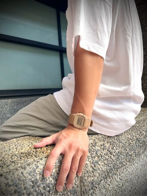Casio DW-5600NC-5E