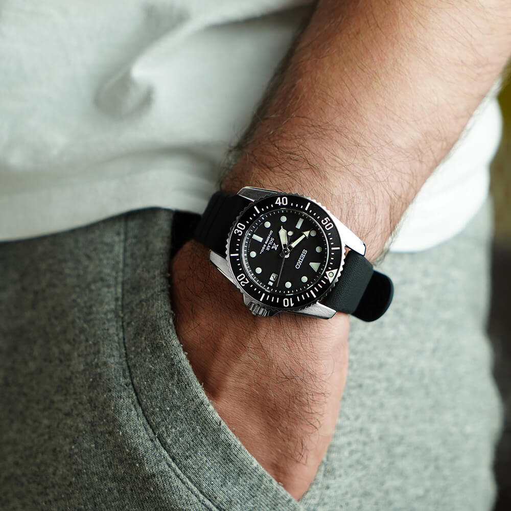 Seiko SNE573P1