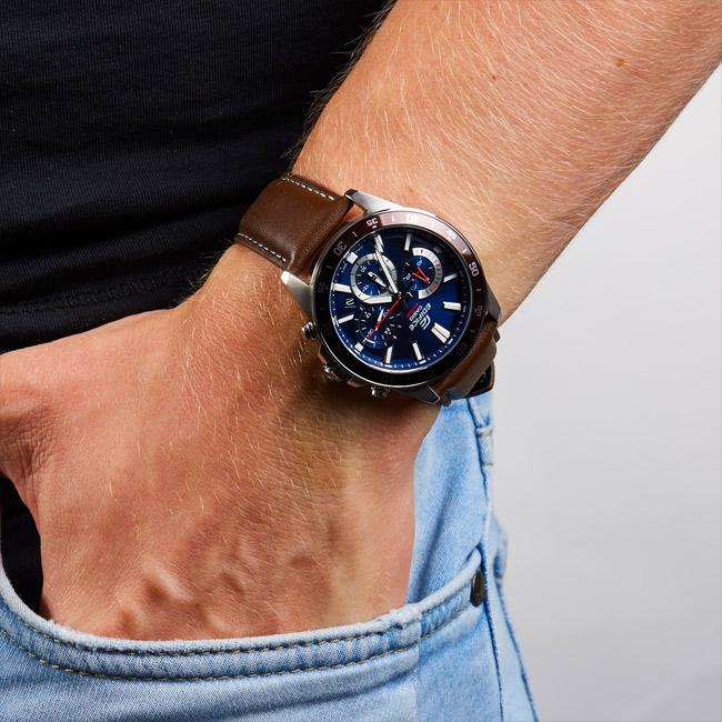 Casio EFV-570L-2AVUEF