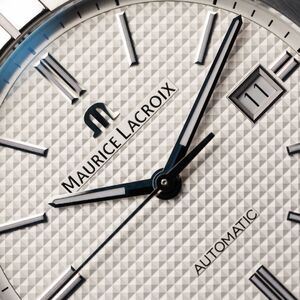 Maurice lacroix AI6008-SS002-130-1