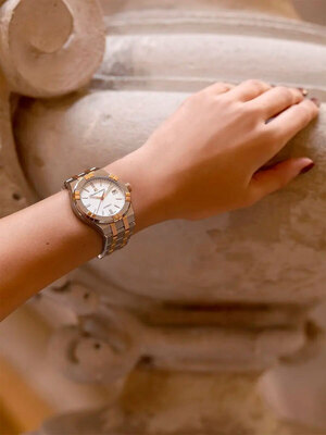 Maurice lacroix AI6007-SP012-130-1