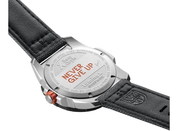 Luminox XB.3761
