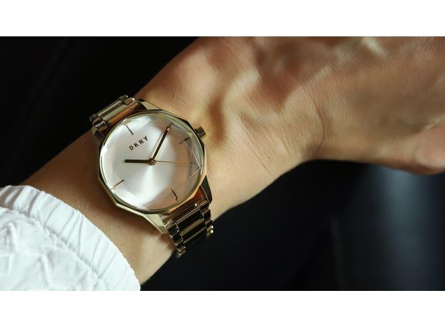 DKNY NY2823