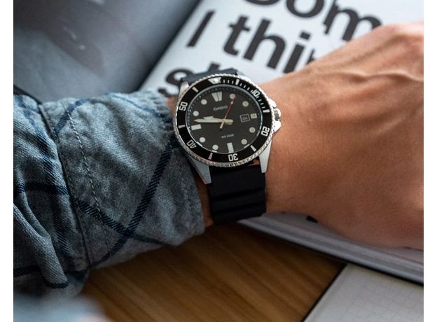 Casio MDV-107-1A1VEF