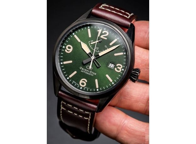 Orient RE-AU0201E00B