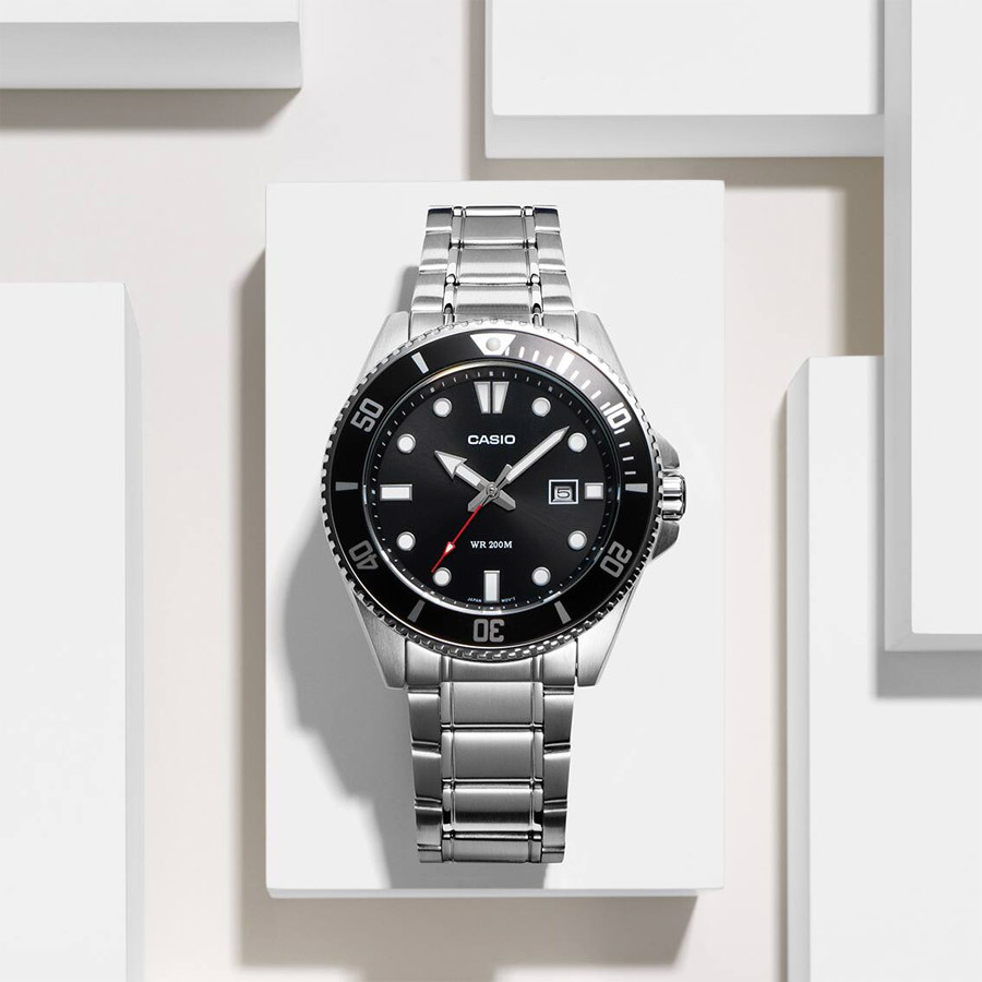 Casio MDV-107D-1A1