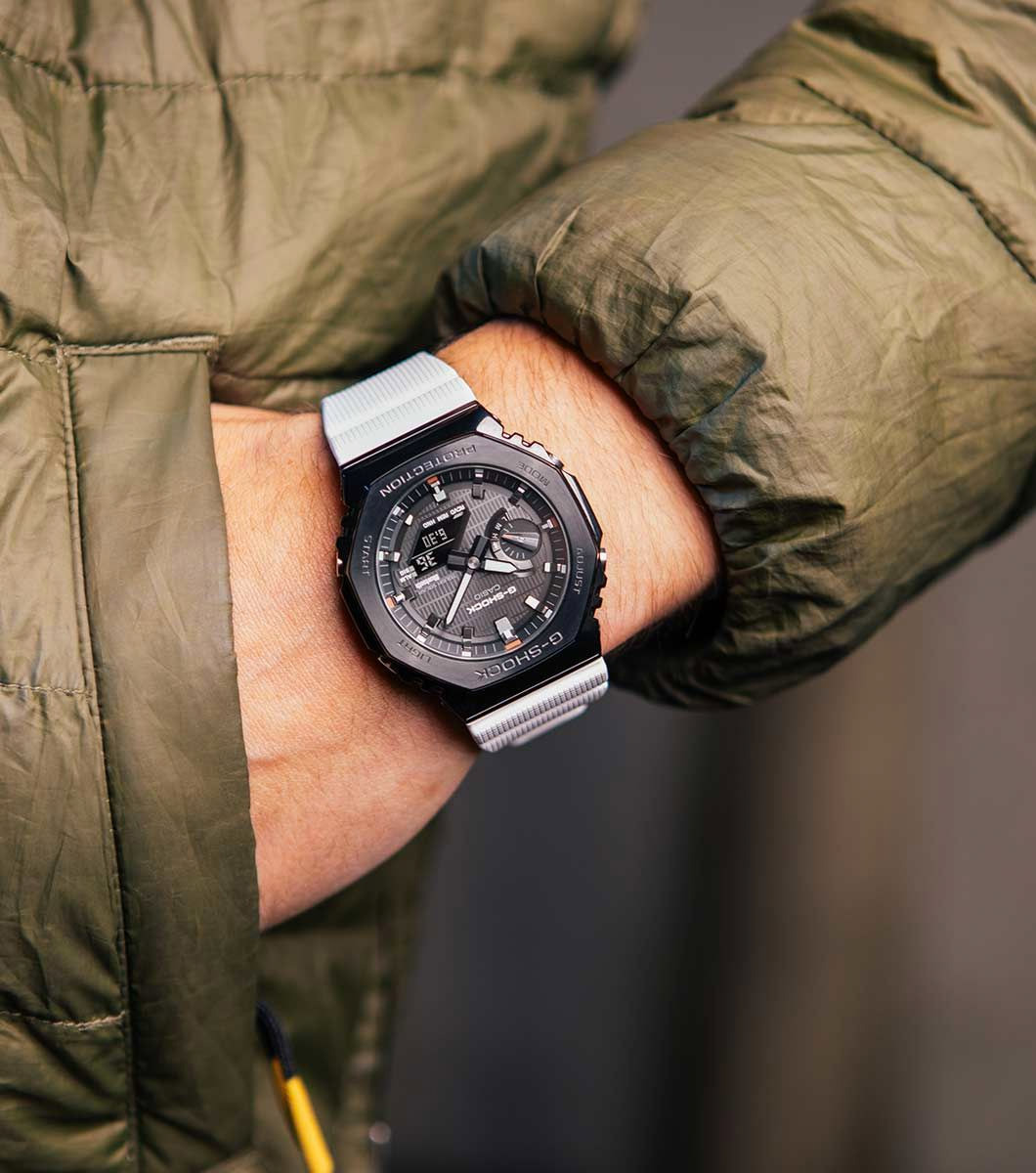 Casio GBM-2100B-7A