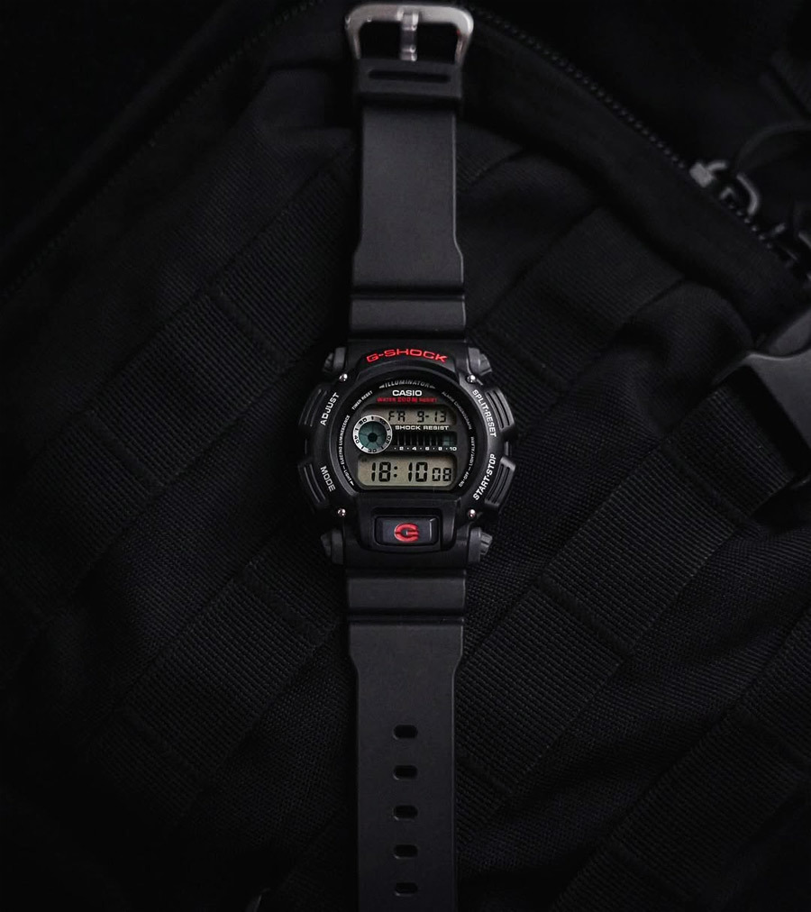 Casio DW-9052-1V