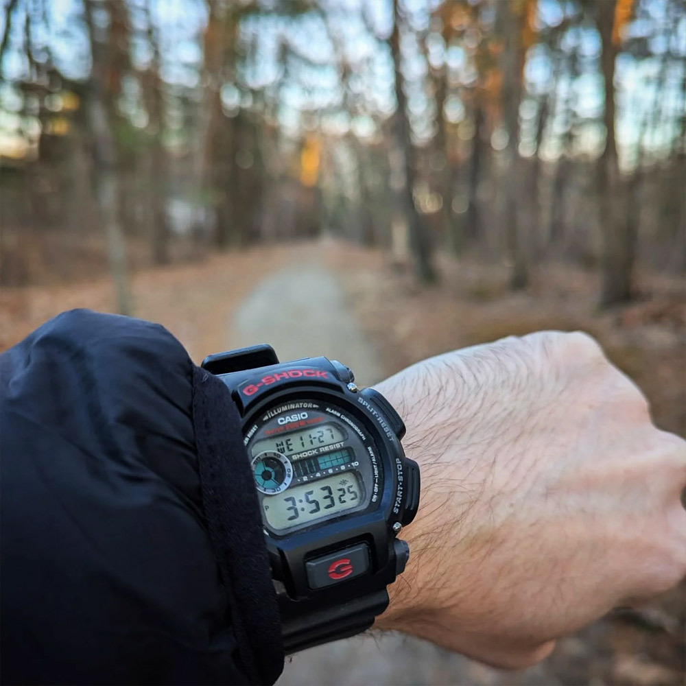 Casio DW-9052-1V