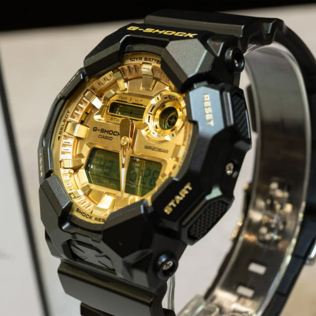 Casio GA-010GGB-1A9ER