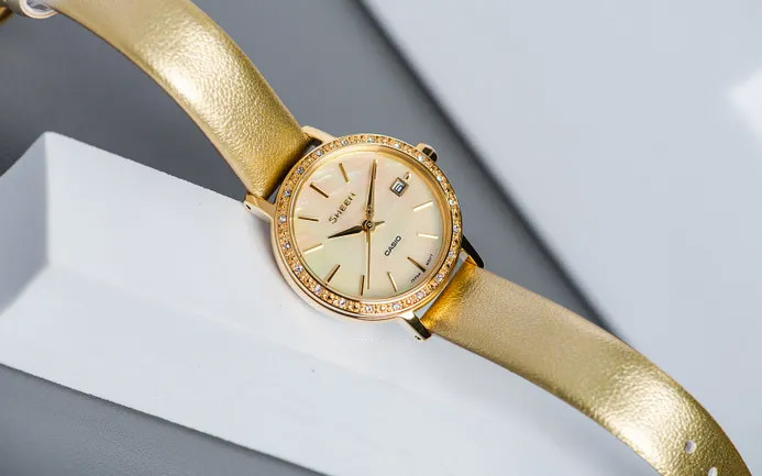 Casio SHE-4060GL-9A