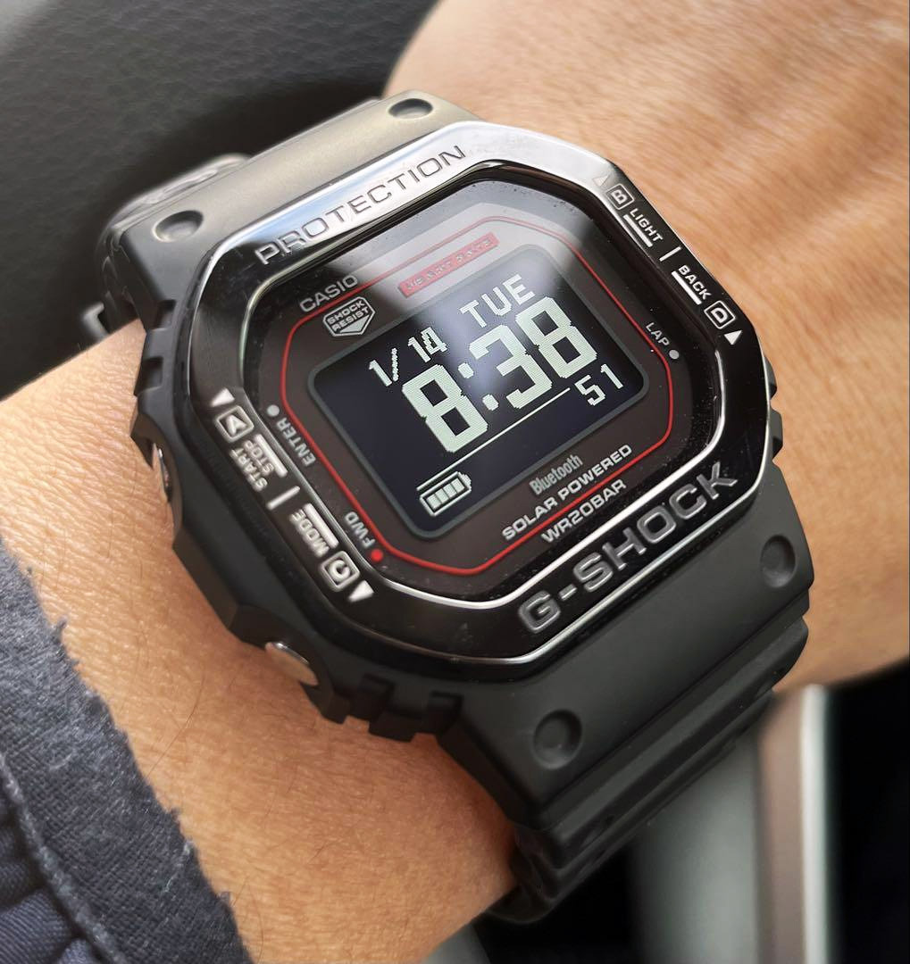 Casio DW-H5600MB-1A4