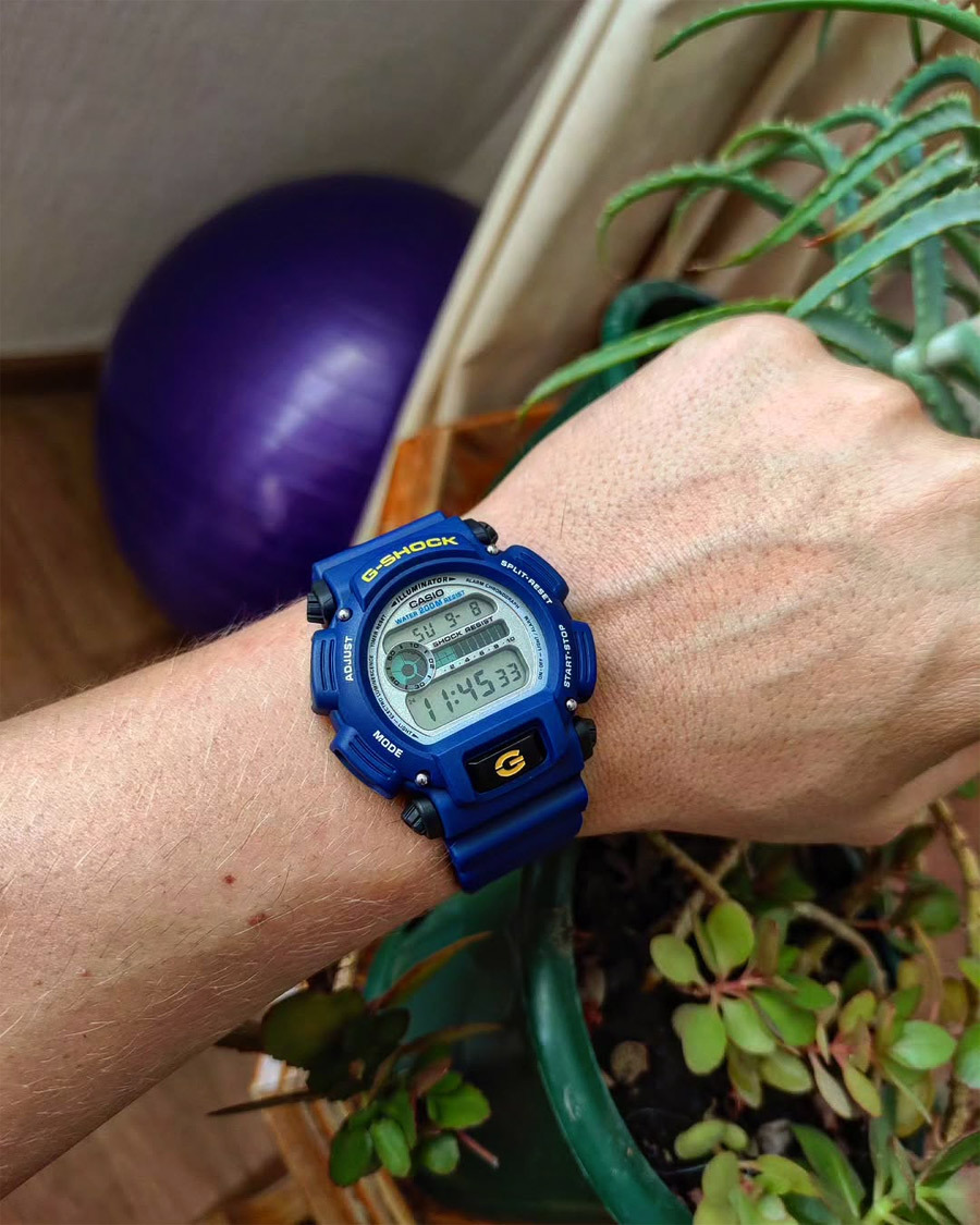 Casio DW-9052-2V