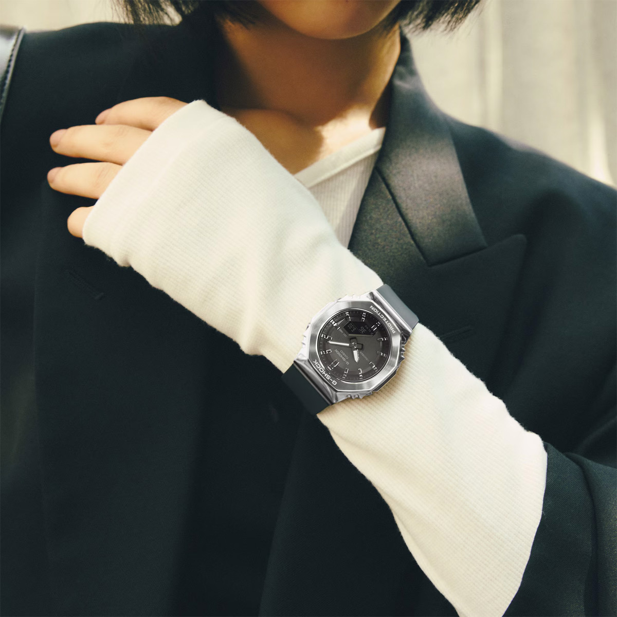Casio GM-S2110-1A1