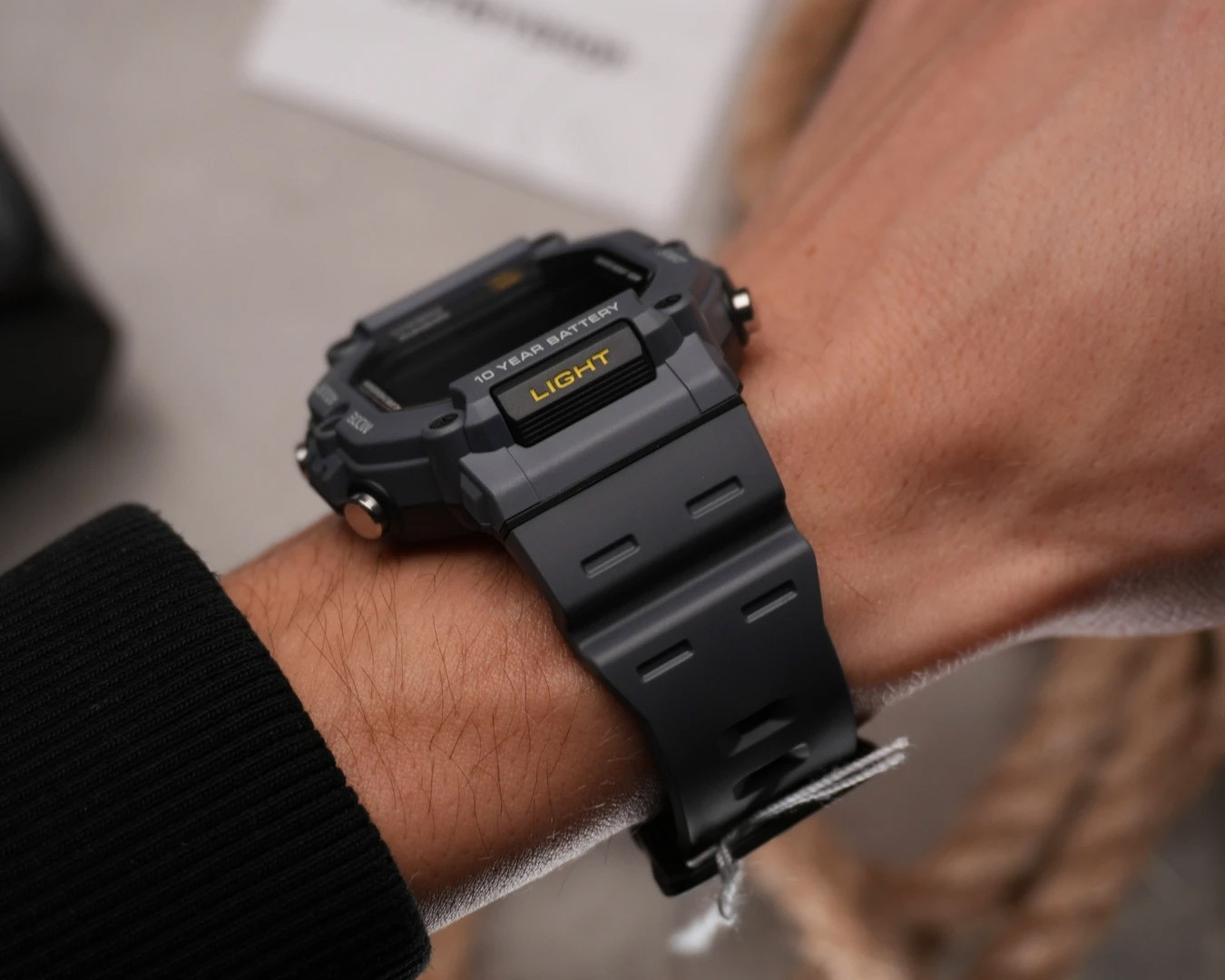 Casio AE-1600H-8B