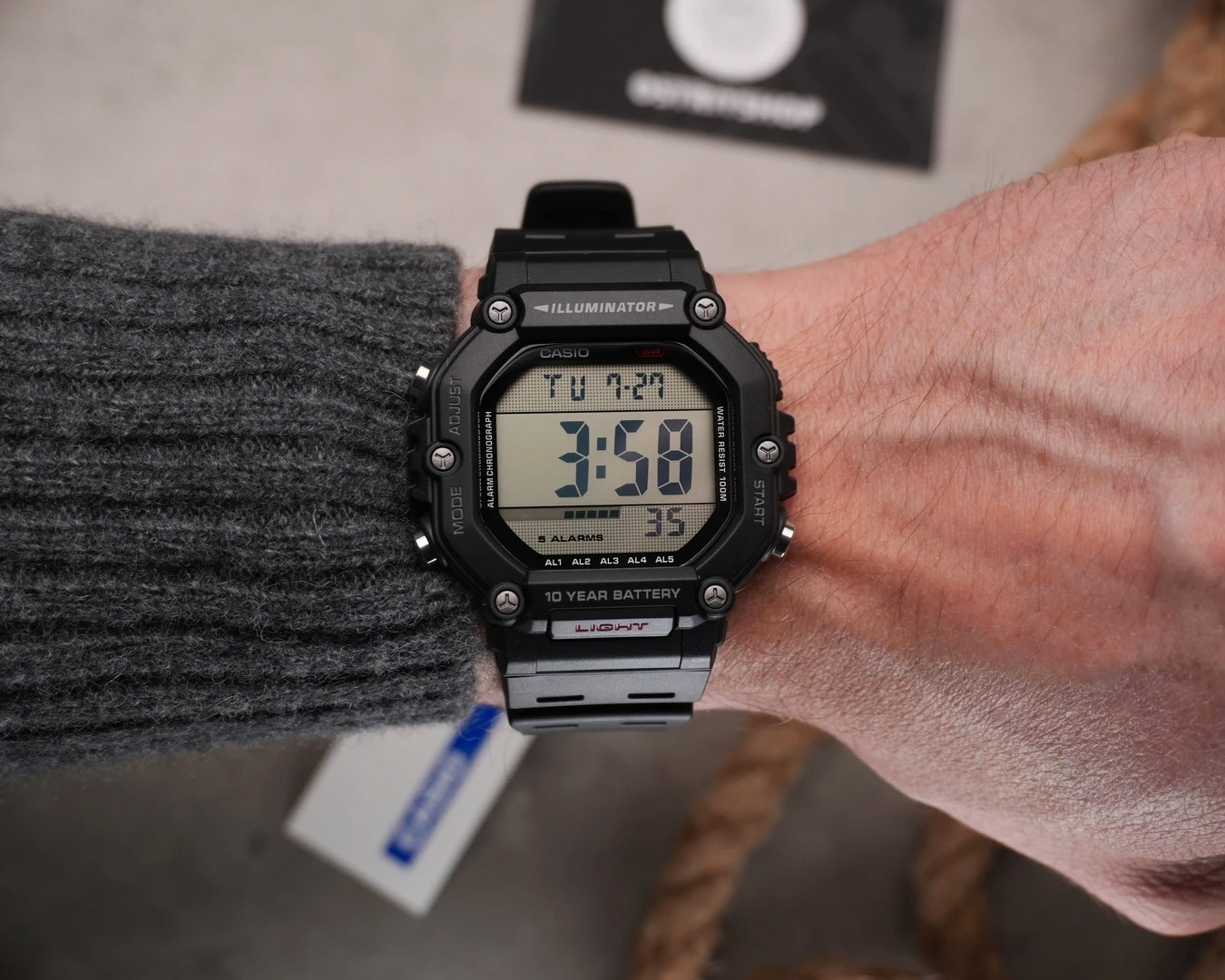 Casio AE-1600H-1A