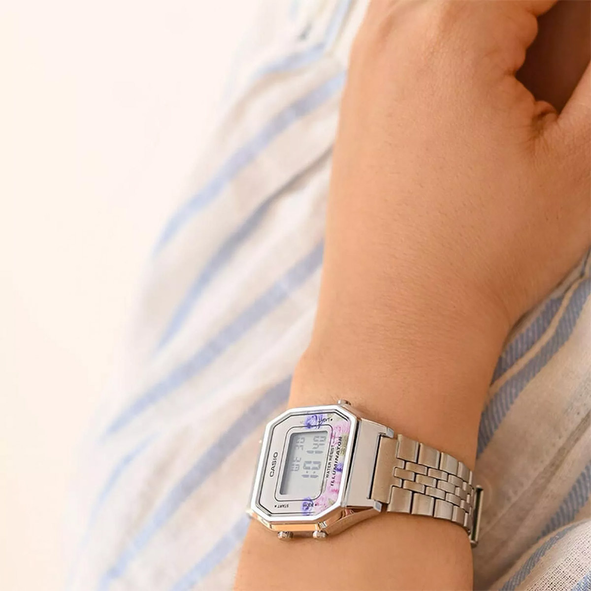 Casio LA680WA-4C