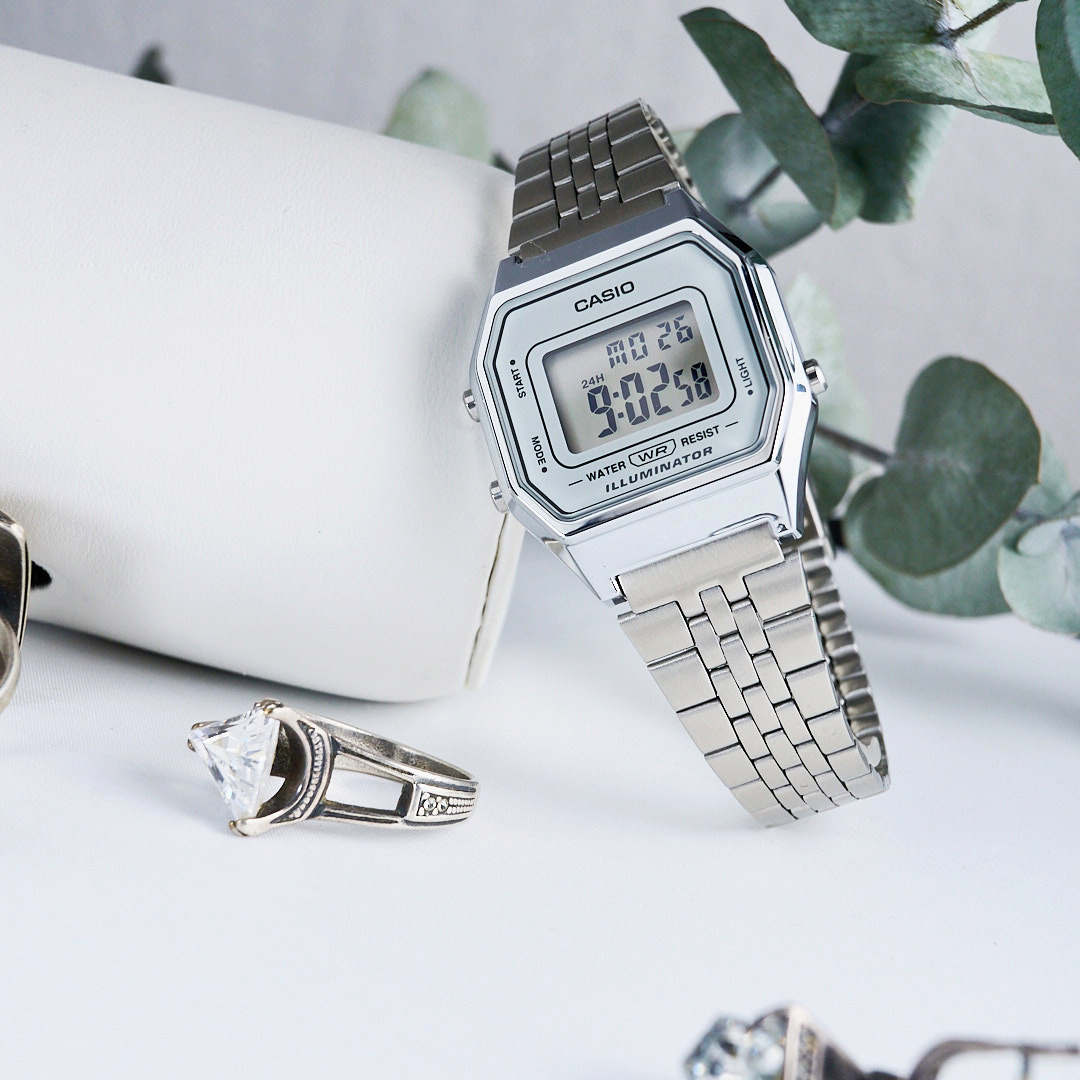 Casio LA680WA-7E
