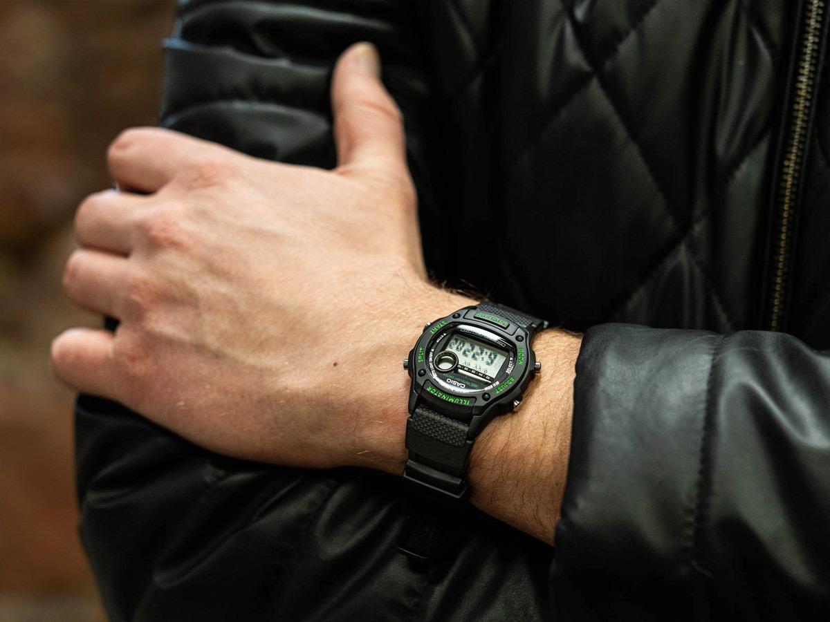 Casio W-220H-1A3