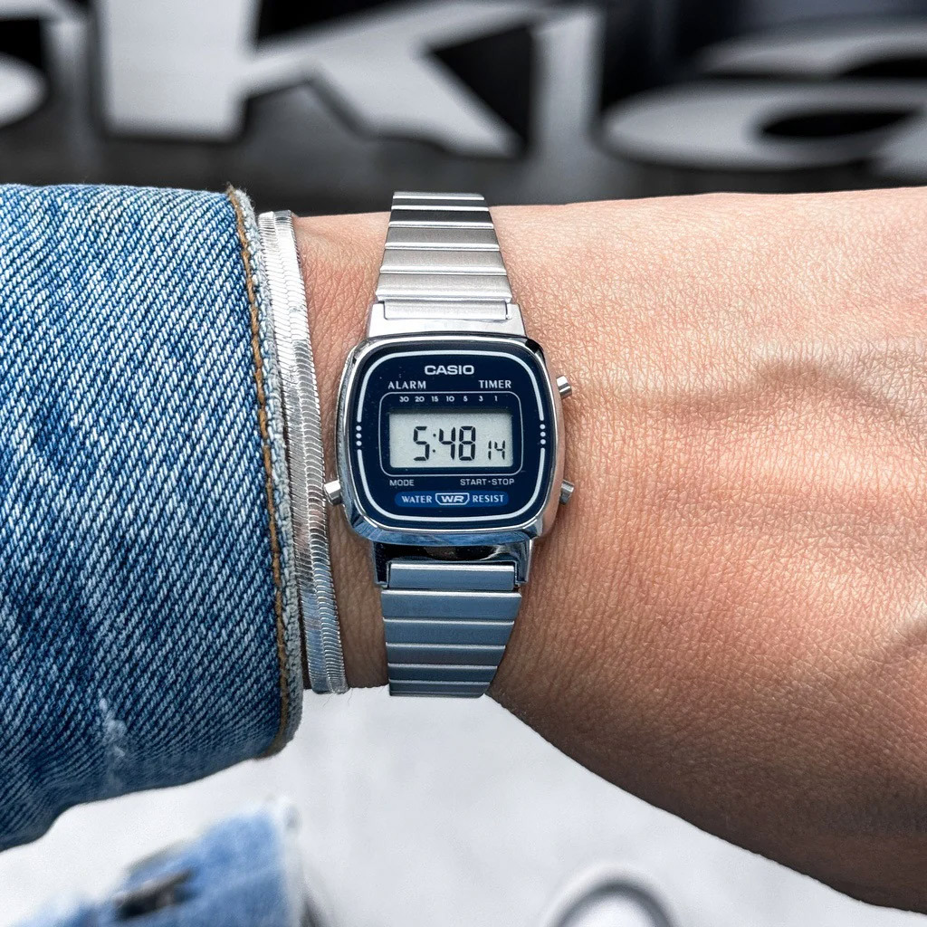 Casio LA670WA-2E