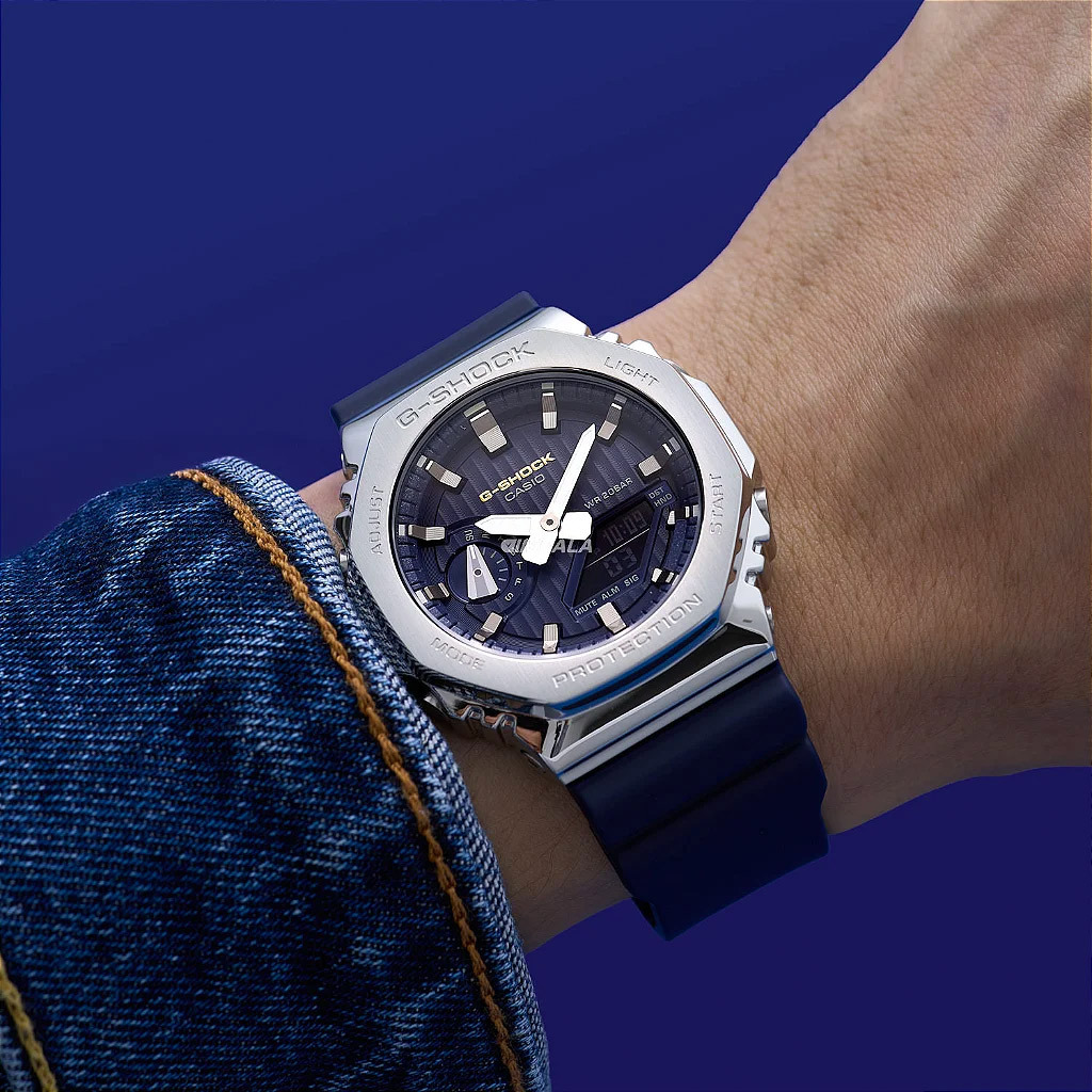 Casio GM-S2110SH-2A
