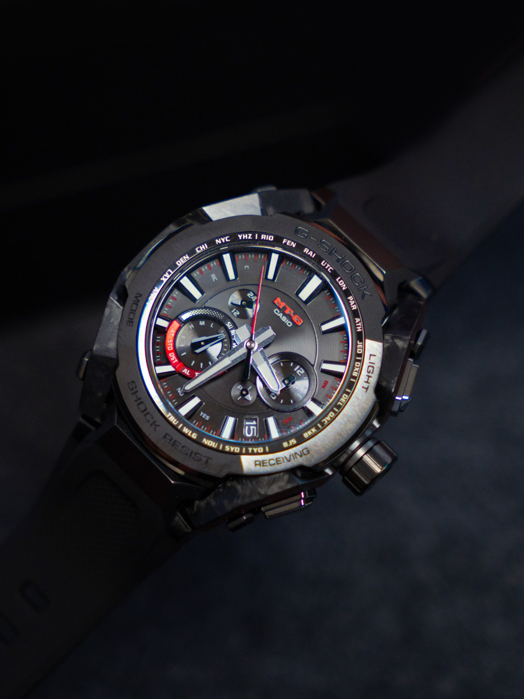 Casio MTG-B4000B-1A