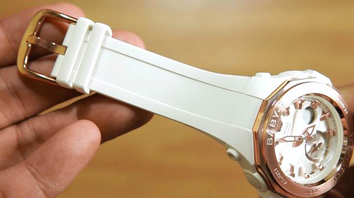 Casio BGA-220G-7AER